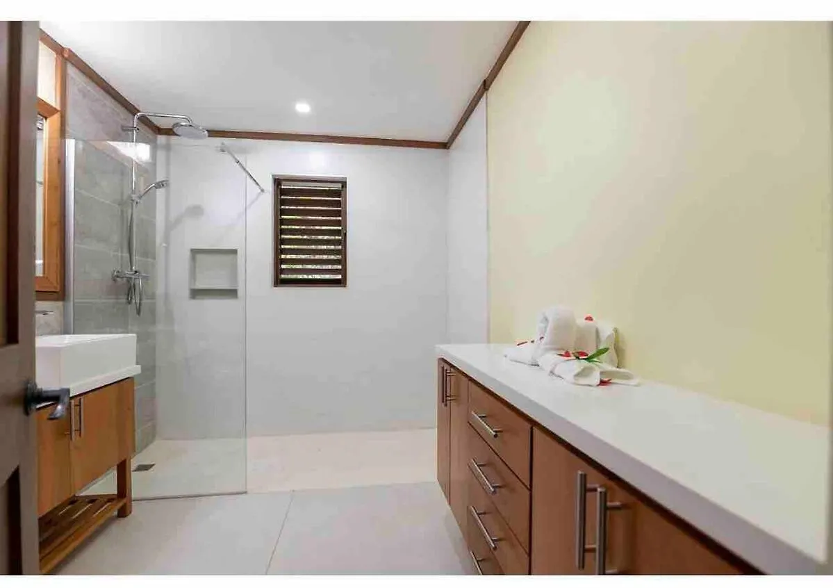 Naseberry Lodge At Oracabessa Hill Cottages -Cozy 2-Bedroom Villa 0*,  Jamaica